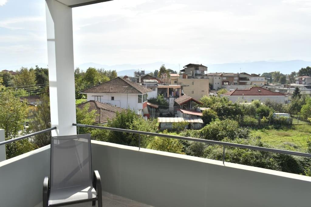 Modern Luxury Suite Karditsa Luaran gambar